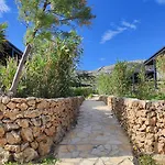 Izzi Mobile - Terra Park Spiritos بيت للعطل