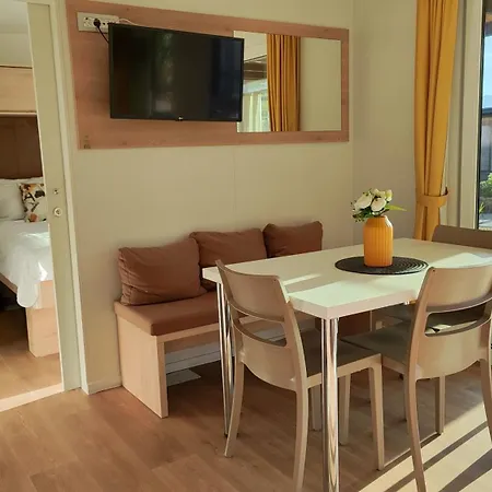 Vakantiehuis Izzi Mobile - Terra Park Spiritos