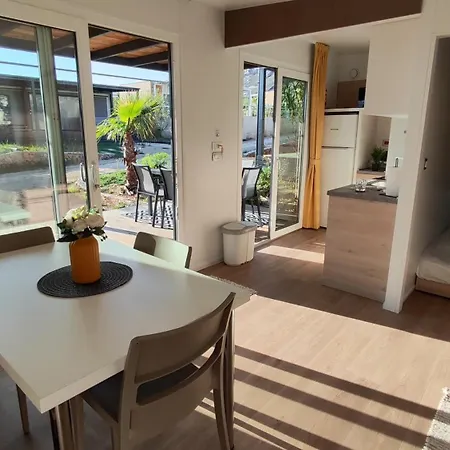 Izzi Mobile - Terra Park Spiritos Holiday home