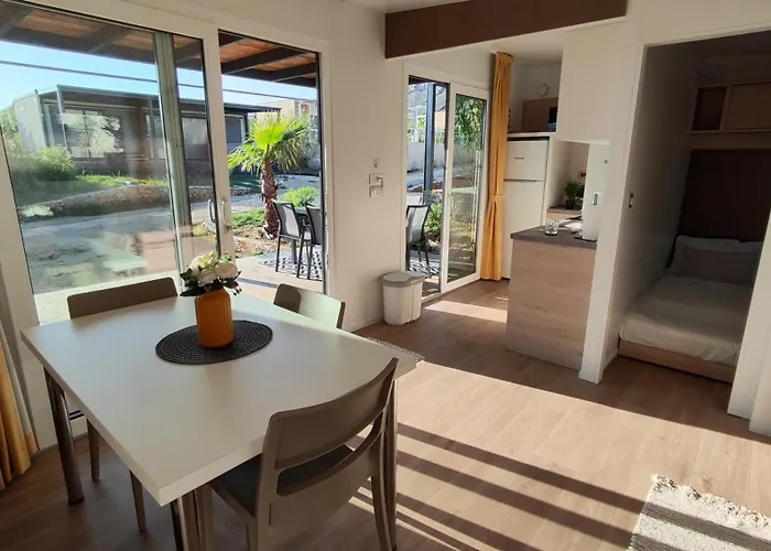 Izzi Mobile - Terra Park Spiritos Vikendica